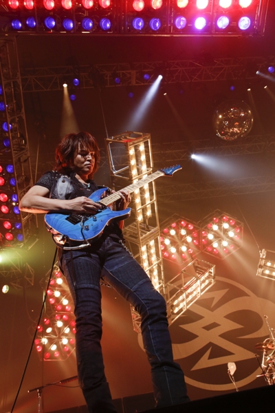 SIAM SHADE LIVE TOUR 2013 HEART OF ROCK 7 | Web Rock Magazine BEEAST